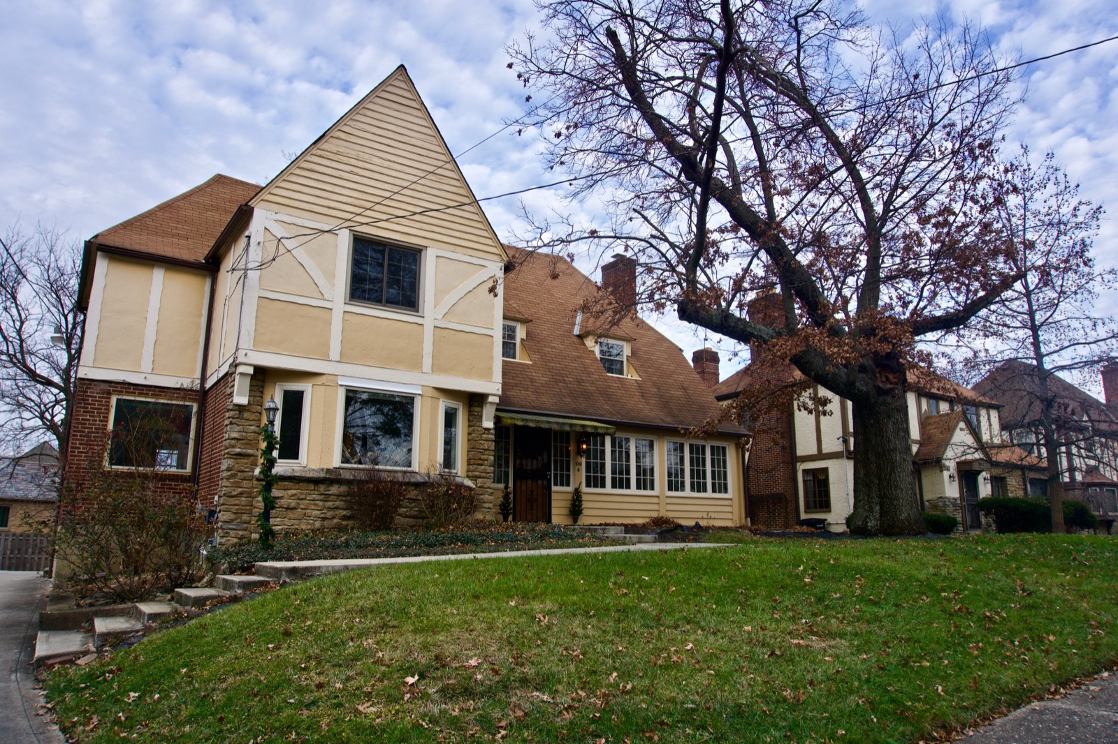 The Most Charming Tudor Homes In Cincy Are In This Tiny Sliver Of A