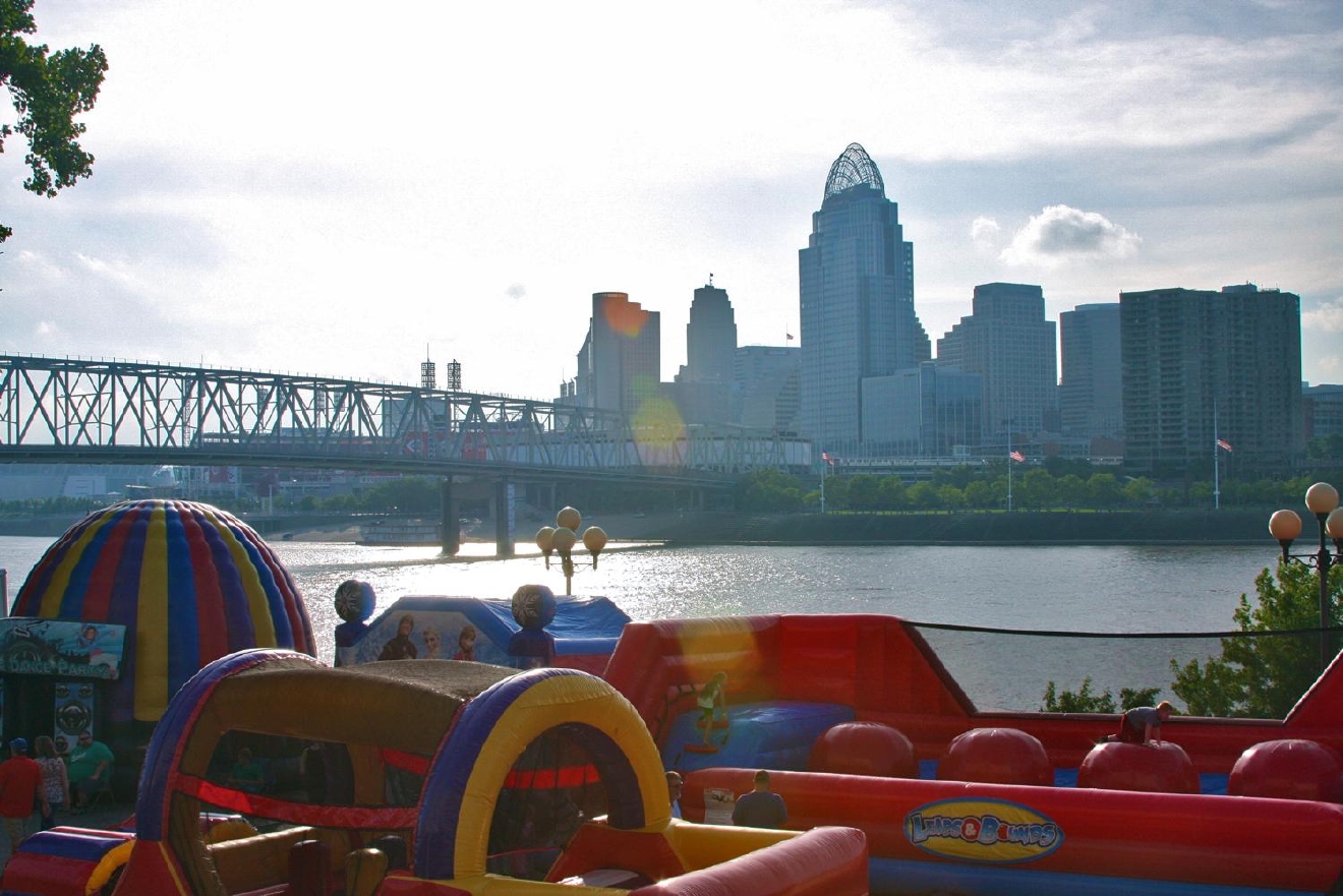 Photos Newport's Bacon, Bourbon, & Brew Festival Cincinnati Refined