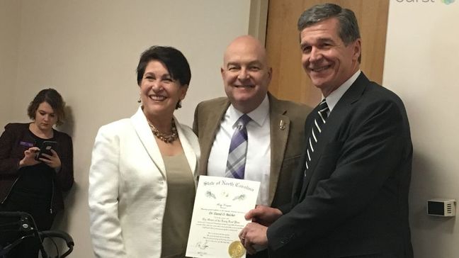 NC governor hails WCU chancellor Belcher as 'hero in higher education'