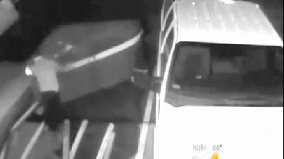140418_hottub_theft.jpg