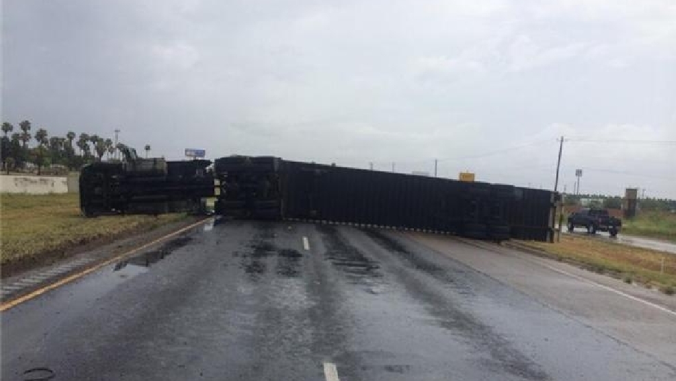 Harlingen accident sends 18wheeler on its side, blocking highway KGBT