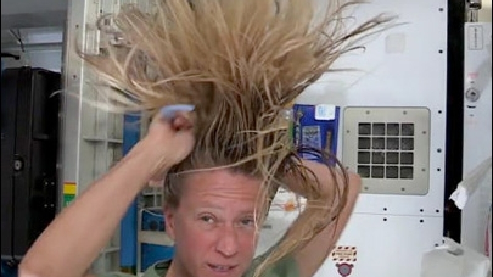 130715_space_hair.jpg