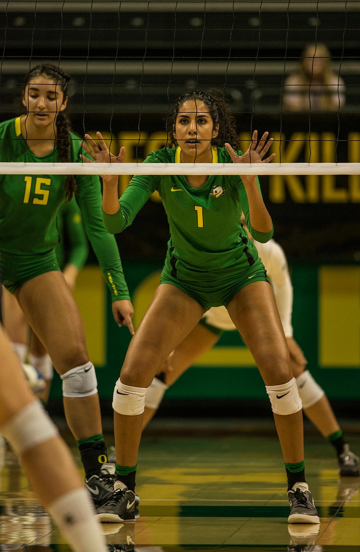 Photos Ducks volleyball takes Saint Mary's to the net KVAL