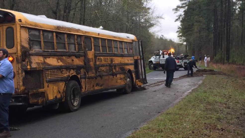 Minor Injuries Reported After School Bus Overturns | WCIV