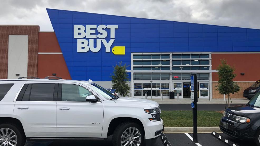 New Best Buy location opens at The Pinnacle WCYB