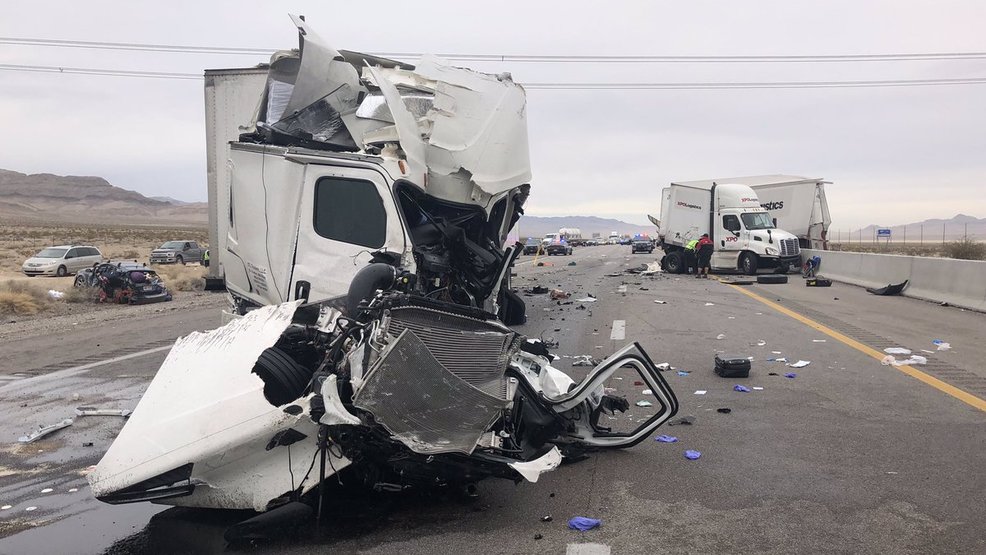 Nine Vehicle Crash On I 15 At Primm Causes Major Traffic Delays Ksnv