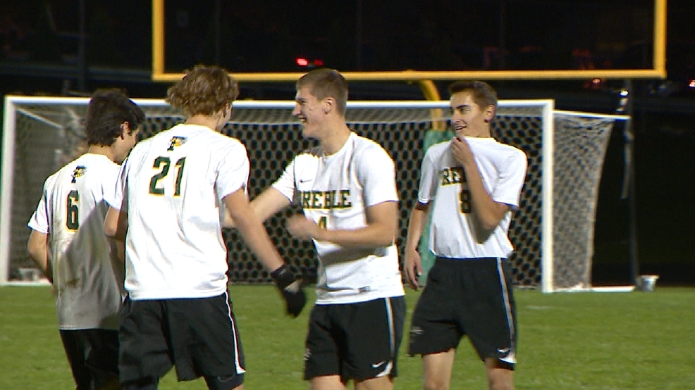 Green Bay Preble advances to Boys Soccer Sectional Final WLUK