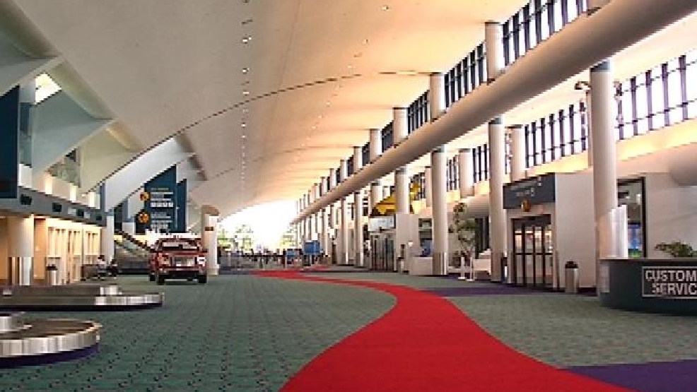 Worker run over by luggagehauling vehicle at Flint airport WEYI