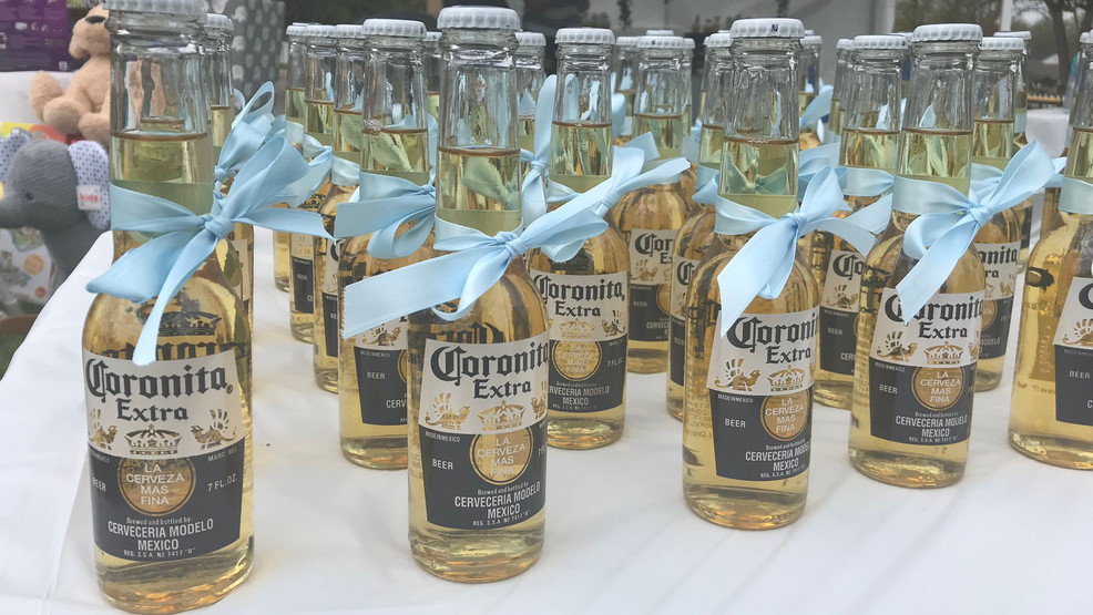 Genesee Co. family throws drive-by baby shower with 'corona' twist for new parents - nbc25news.com