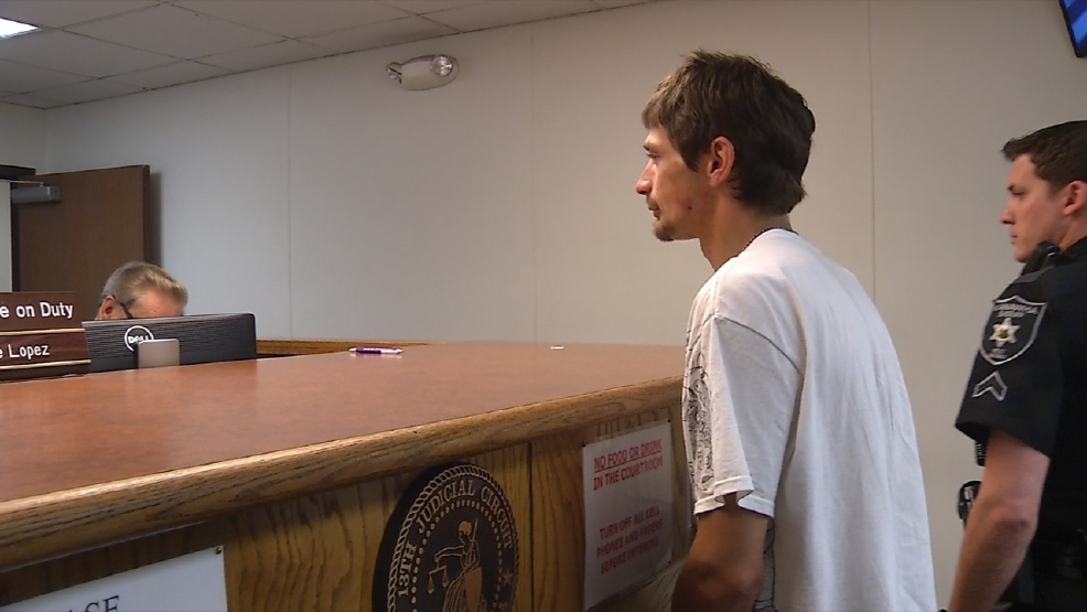 Police Man Swings Knife Ax At Girlfriend Leaves With Her Purse And Food Wjla