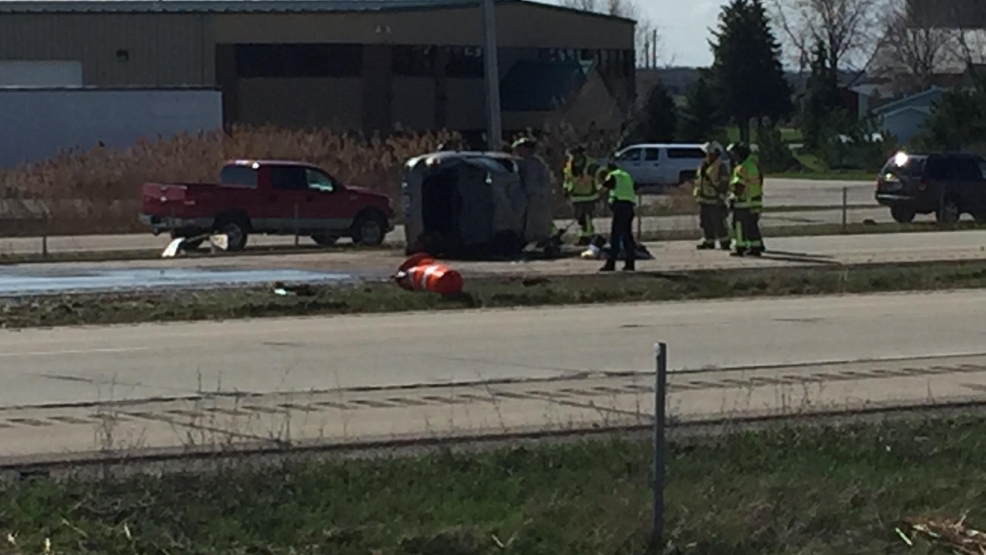 20yearold Menasha woman breaks arm in rollover crash WLUK
